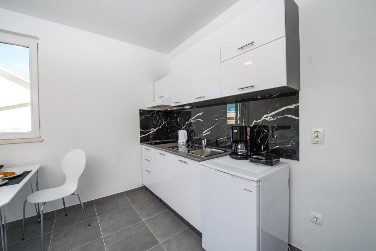 Korta Apartments Вигани Екстериор снимка