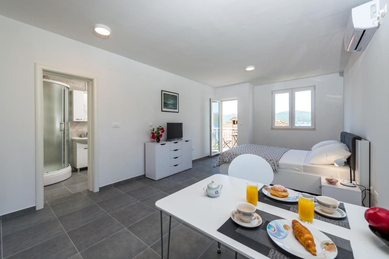 Korta Apartments Вигани Екстериор снимка