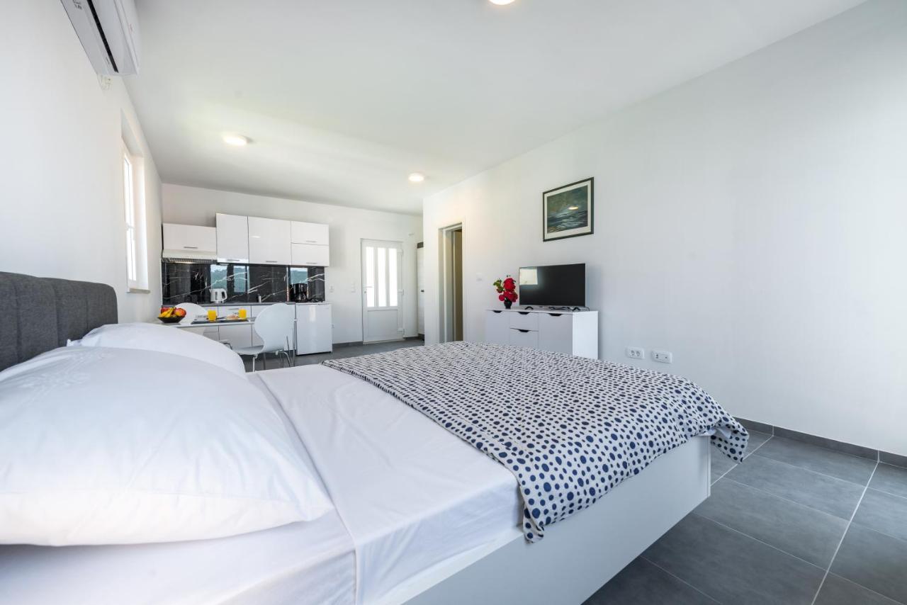 Korta Apartments Вигани Екстериор снимка